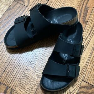 Black Birko flor Arizona Birkenstock sandals